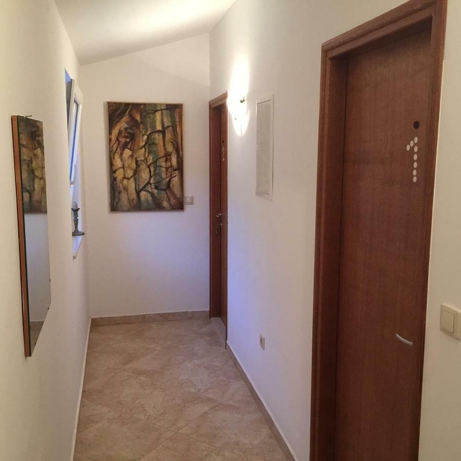 Apartments Gandalj ล็อควา โรโกซนิตซา ภายนอก รูปภาพ